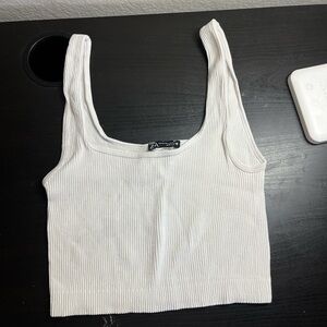 Zara White Ribbed Scoop Neck Crop Tank